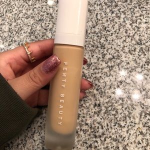Fenty Pro Filt’r Matte Foundation